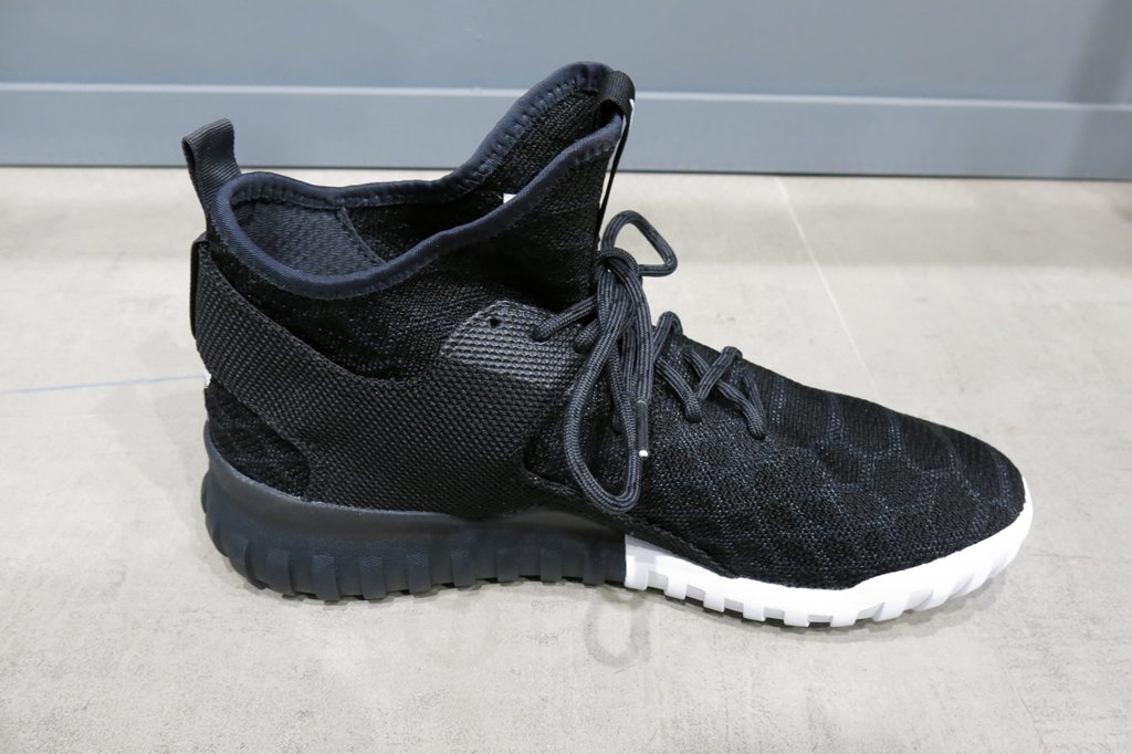 Girls 'Grade School adidas Tubular Shadow Knit Casual Shoes Finish