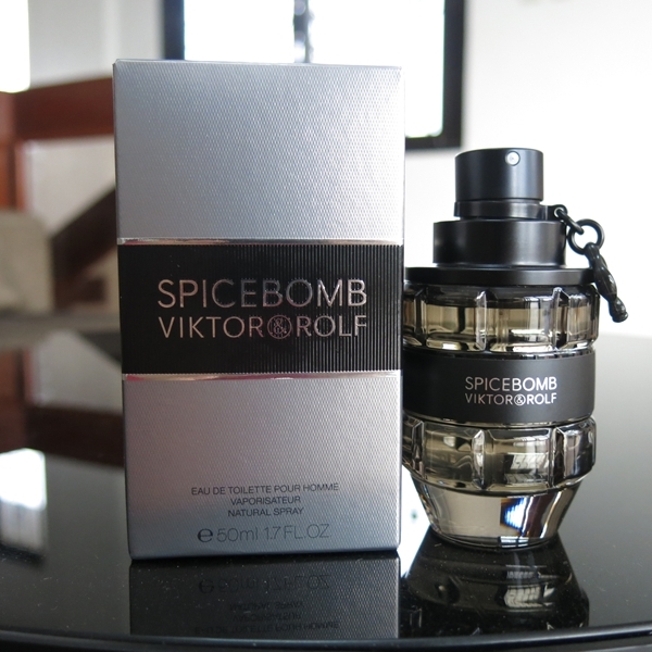 Spicebomb Men's Fragrance by Viktor & Rolf thumbnail