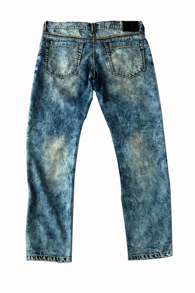 Markus Washed Out Denim for Men (5)