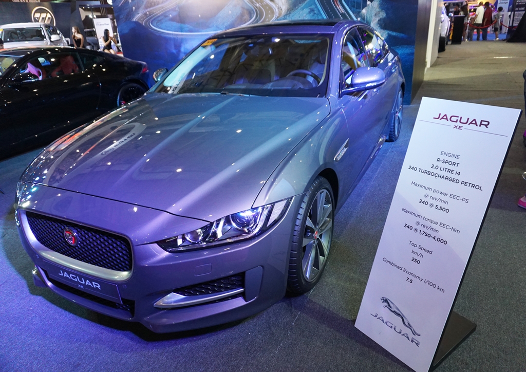 Jaguar XE