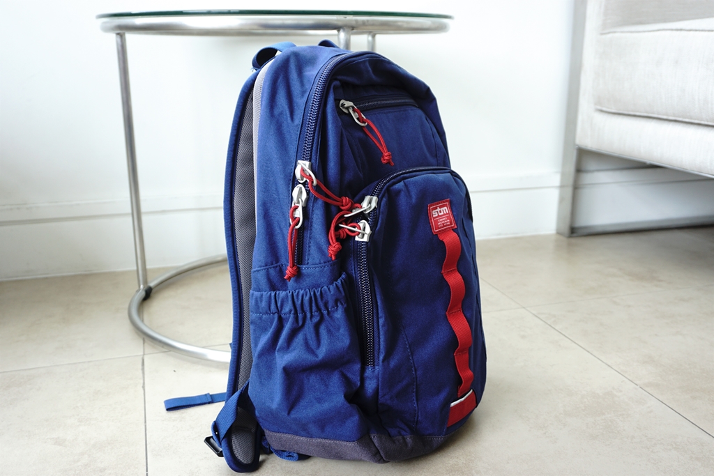 STM Trestle 13” Laptop Backpack – Navy Blue (2)