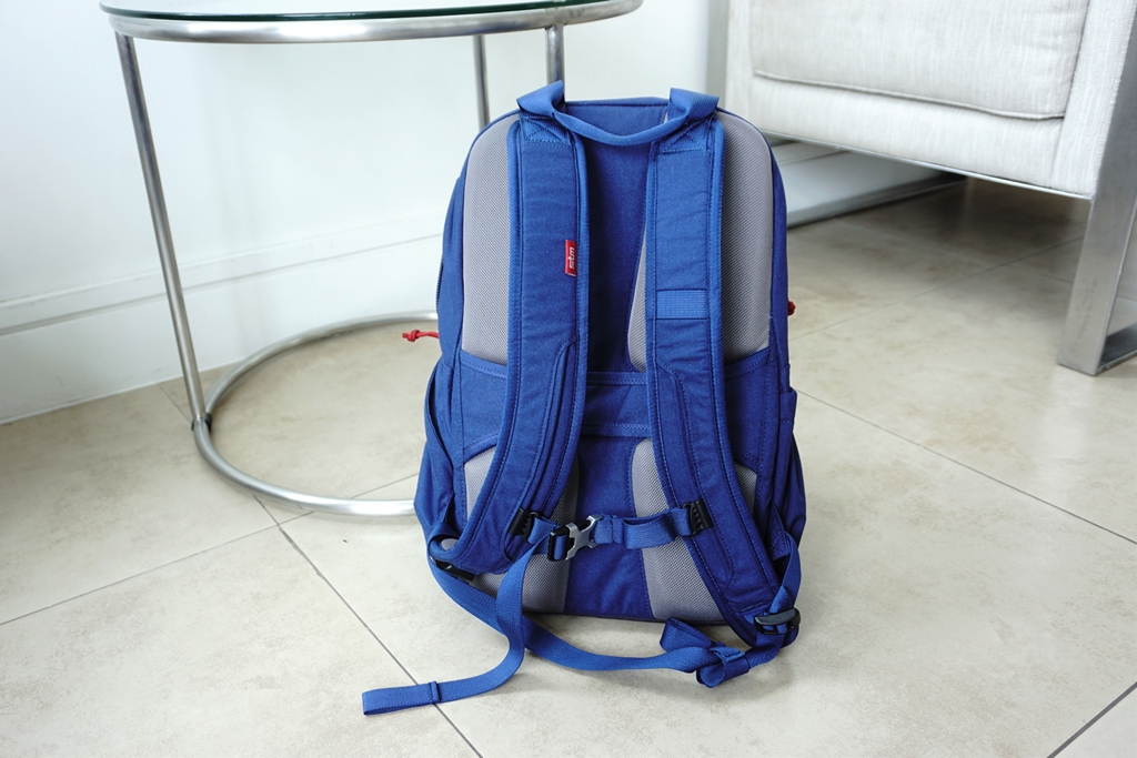 STM Trestle 13” Laptop Backpack – Navy Blue (3)