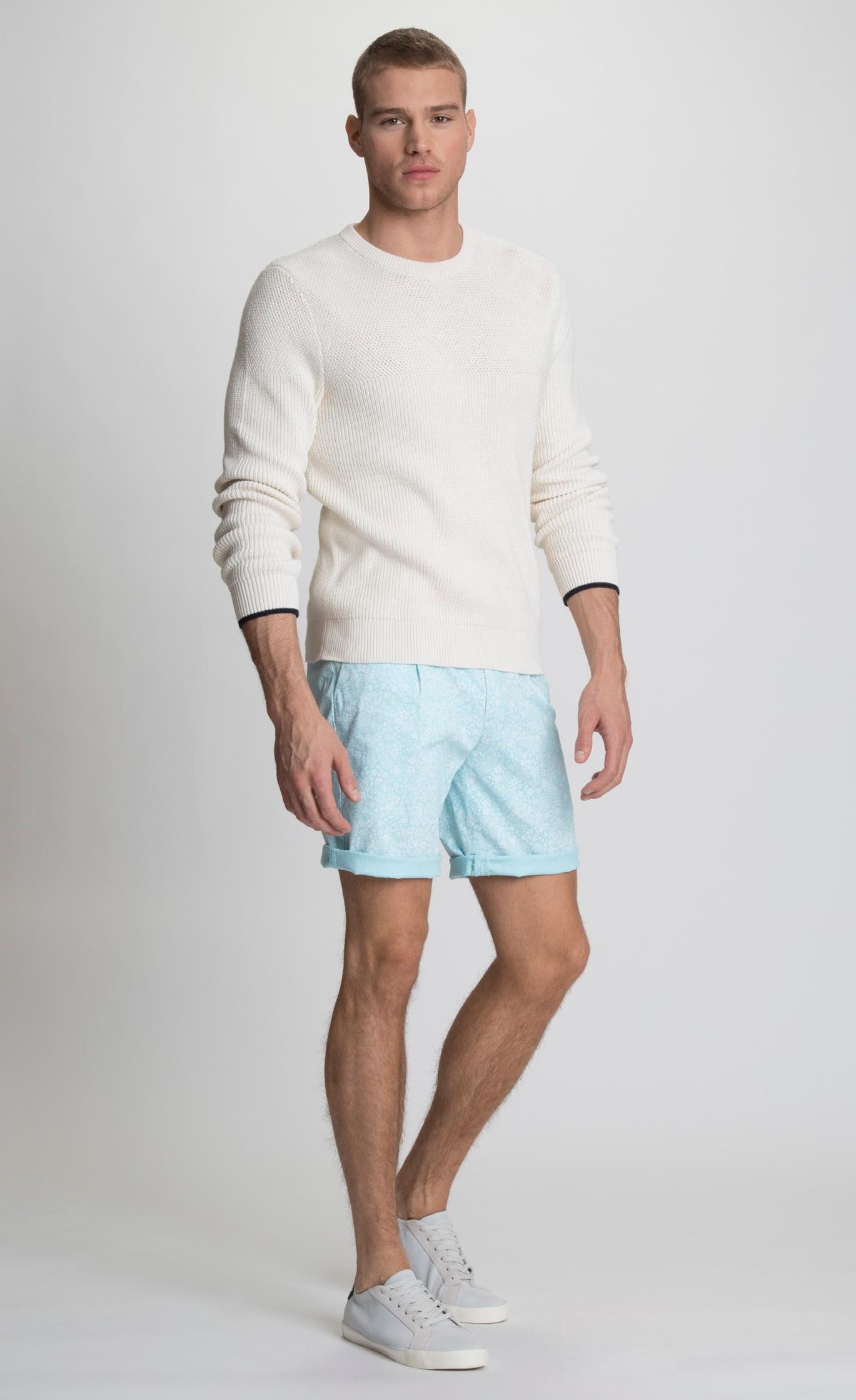 IN PHOTOS: Beachwear and Resort Chic Attire for Men featuring Nautica ...