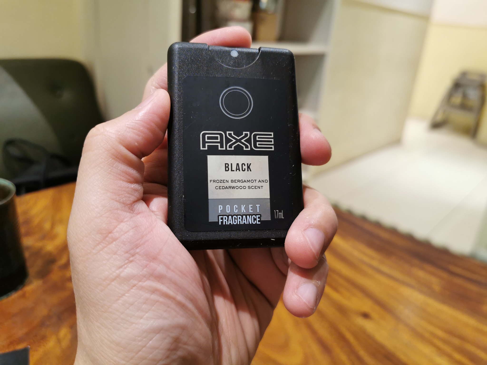 Axe Pocket Perfume for Men helps you to smell great anytime and